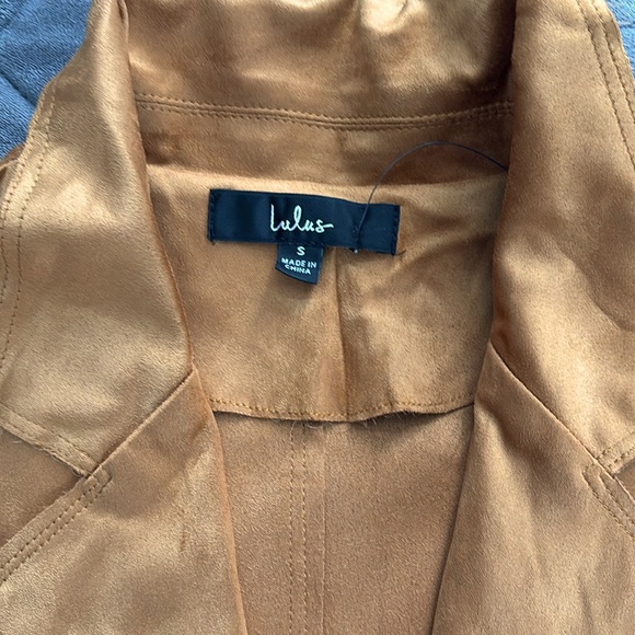 NWT - Lulus faux suede topper. Size Small. - Picture 11 of 16